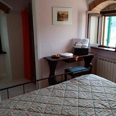 Pian D'Isola Bed & Breakfast Costacciaro ภายนอก รูปภาพ