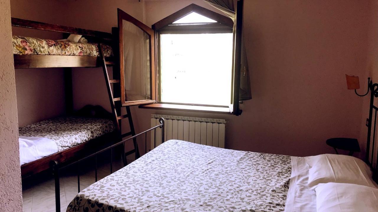 Pian D'Isola Bed & Breakfast Costacciaro ภายนอก รูปภาพ