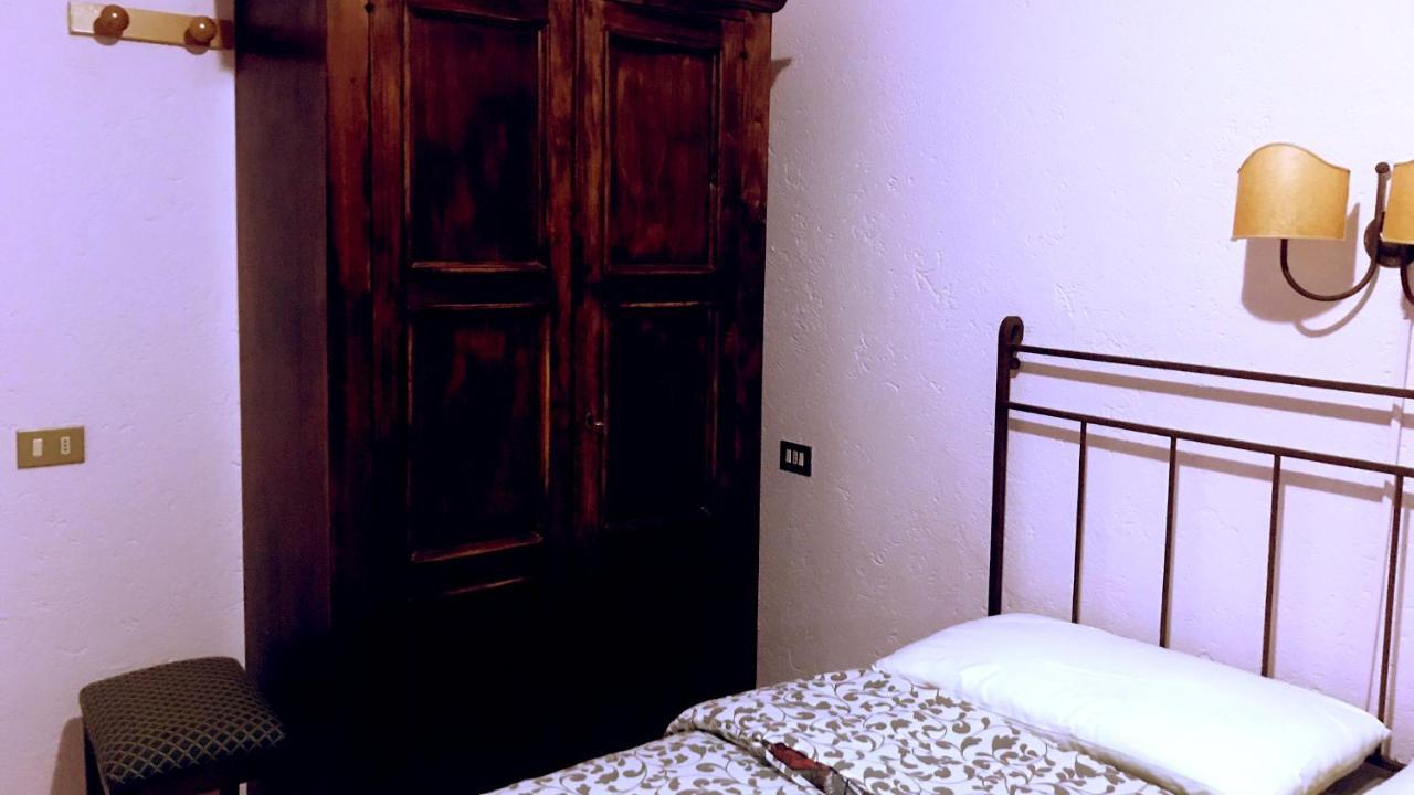 Pian D'Isola Bed & Breakfast Costacciaro ภายนอก รูปภาพ