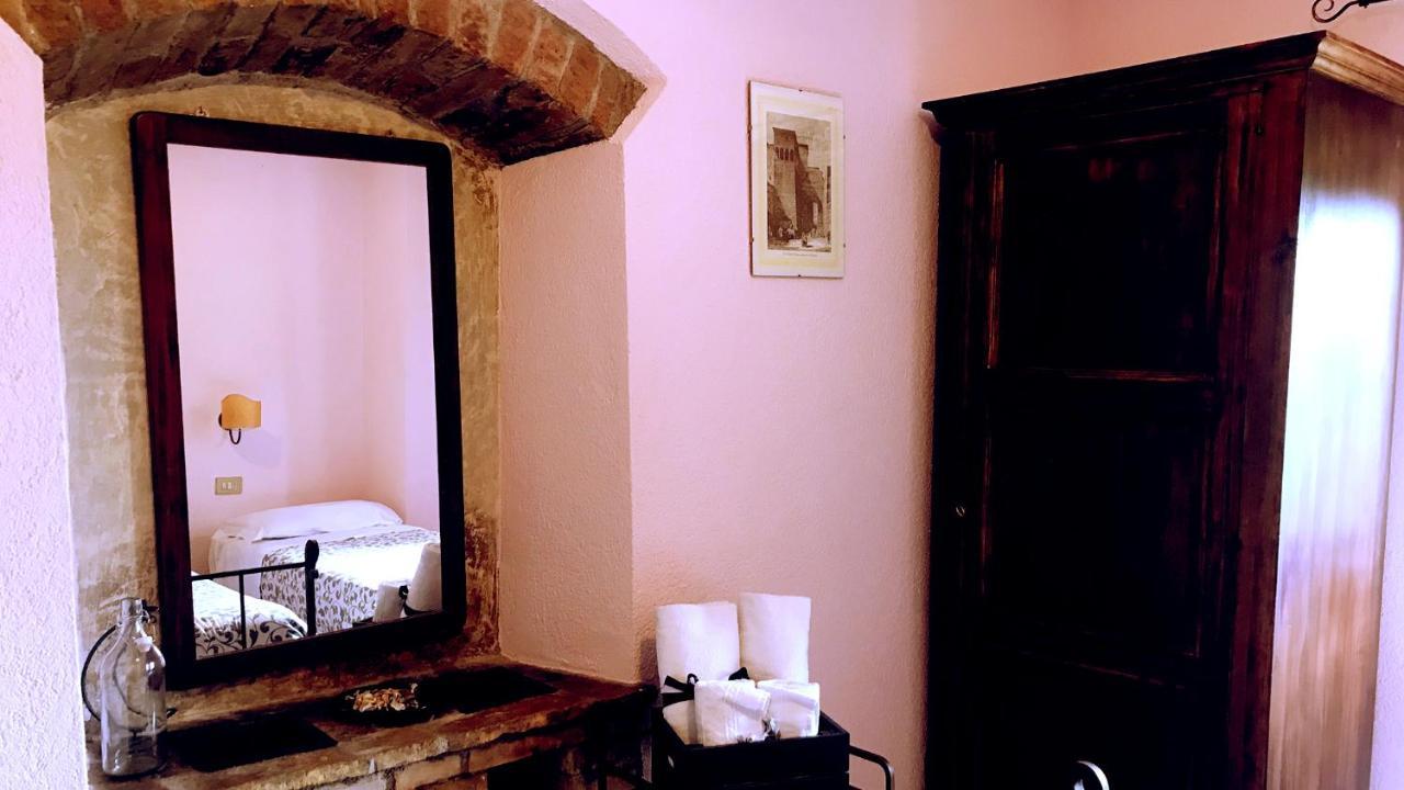 Pian D'Isola Bed & Breakfast Costacciaro ภายนอก รูปภาพ